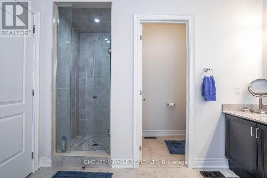 16 Lyle Way, Brampton, Ontario  L6X 5P8 - Photo 17 - W12951398