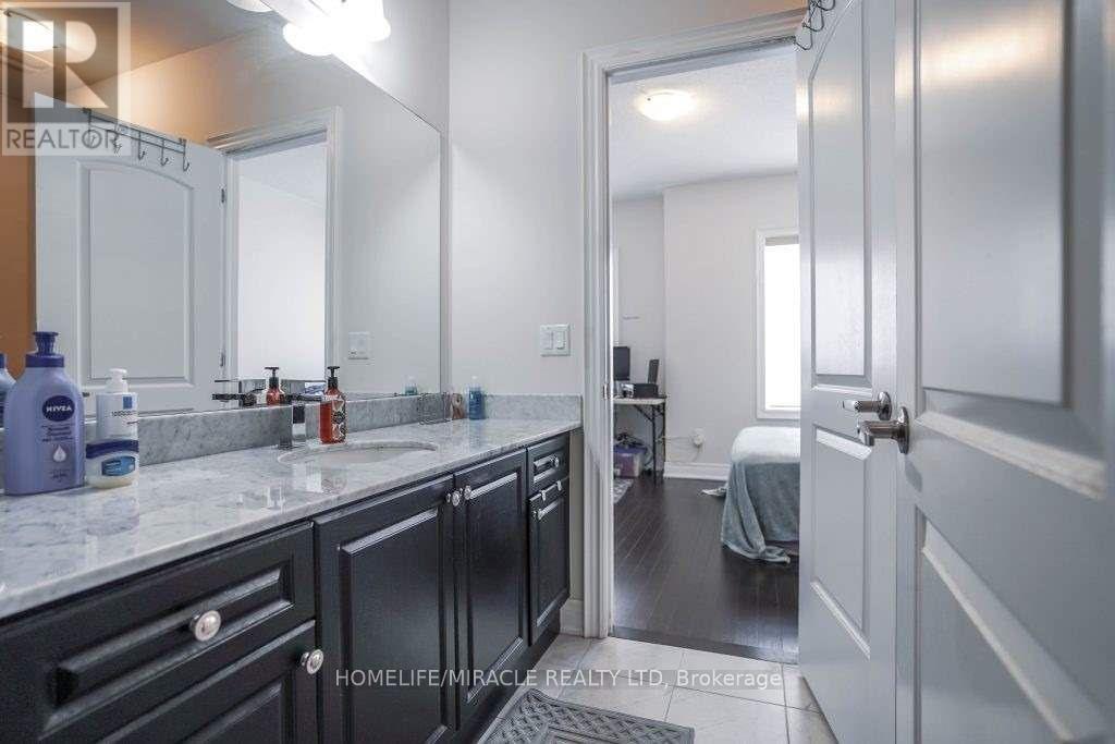 16 Lyle Way, Brampton, Ontario  L6X 5P8 - Photo 21 - W12951398