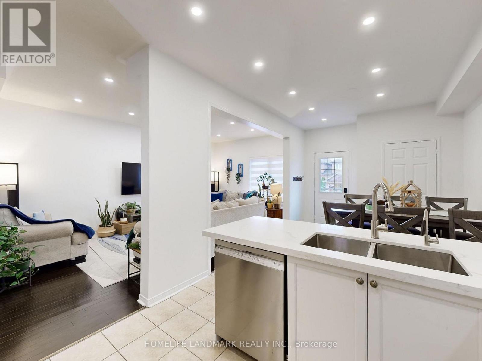 15004 Danby Road, Halton Hills, Ontario  L7G 0B3 - Photo 17 - W12951412