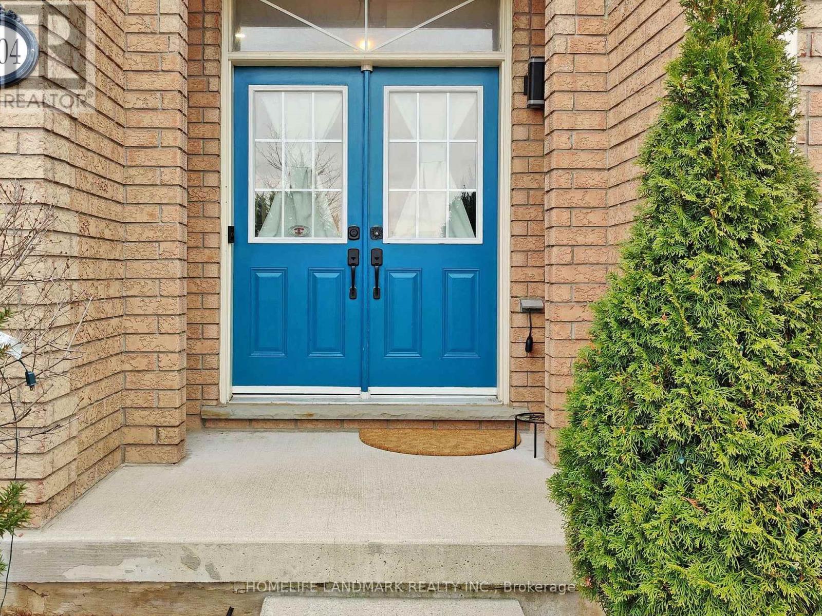 15004 Danby Road, Halton Hills, Ontario  L7G 0B3 - Photo 3 - W12951412