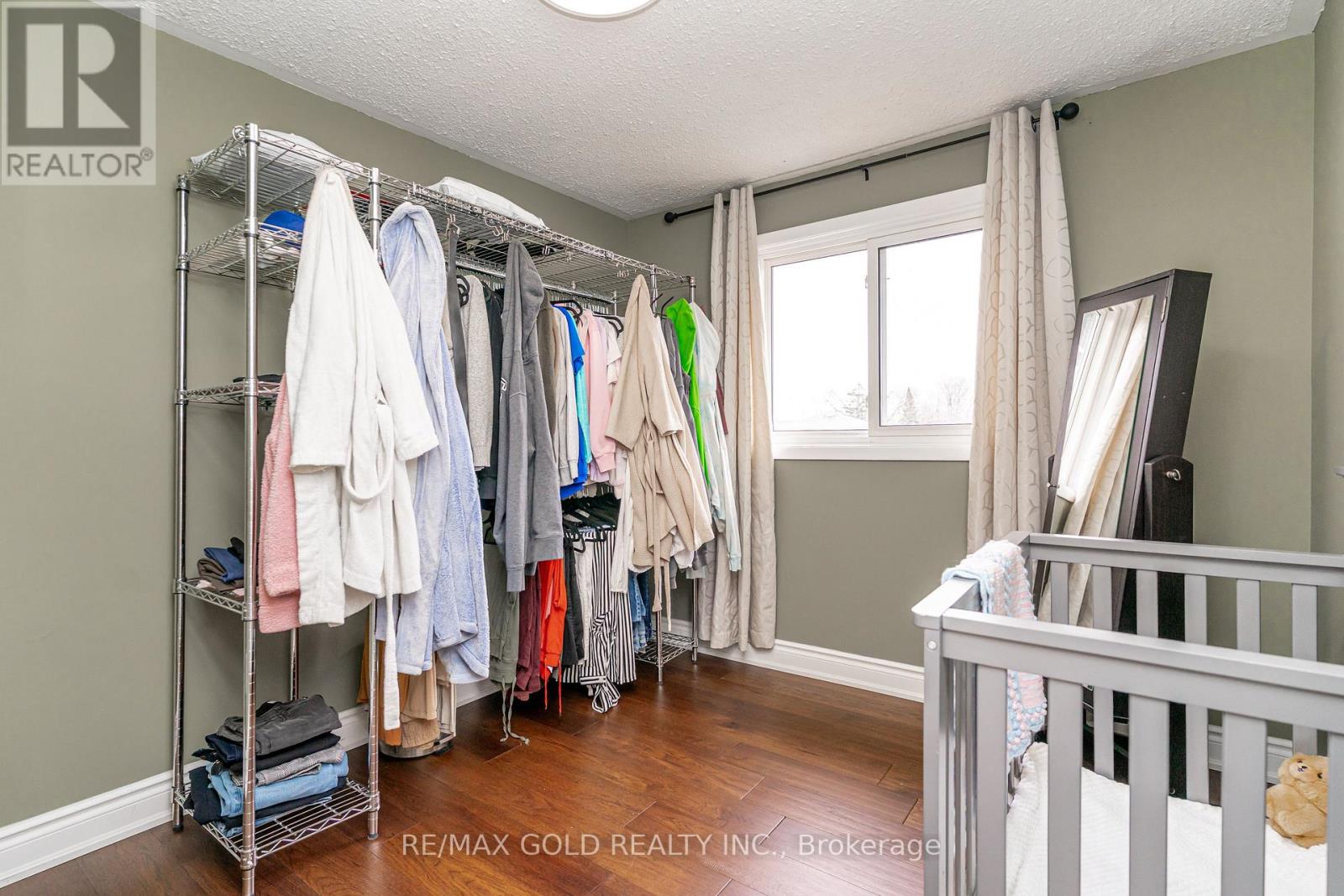 7632 Netherwood Road, Mississauga, Ontario  L4T 2P1 - Photo 25 - W12951430