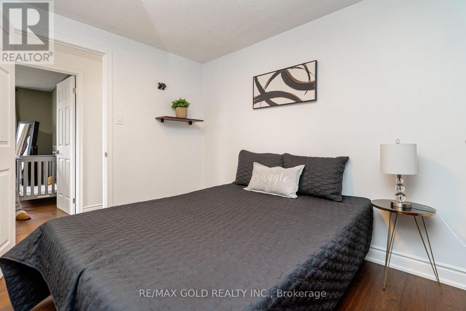 7632 Netherwood Road, Mississauga, Ontario  L4T 2P1 - Photo 39 - W12951430