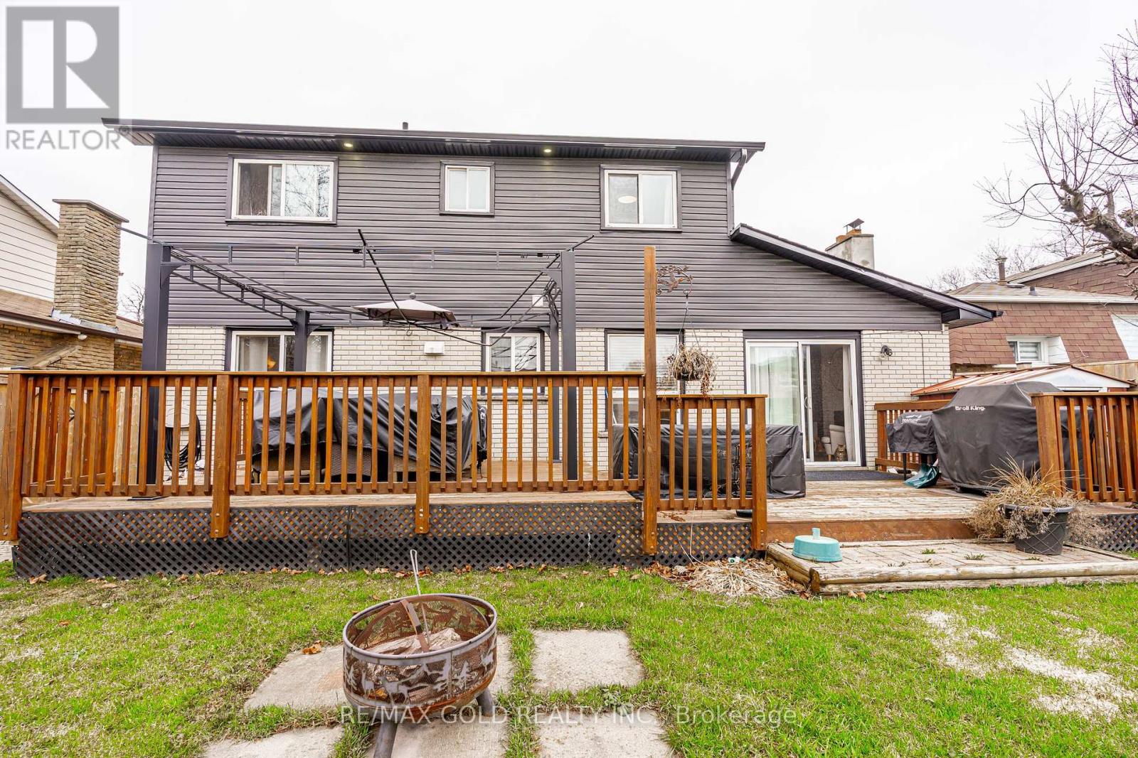 7632 Netherwood Road, Mississauga, Ontario  L4T 2P1 - Photo 45 - W12951430