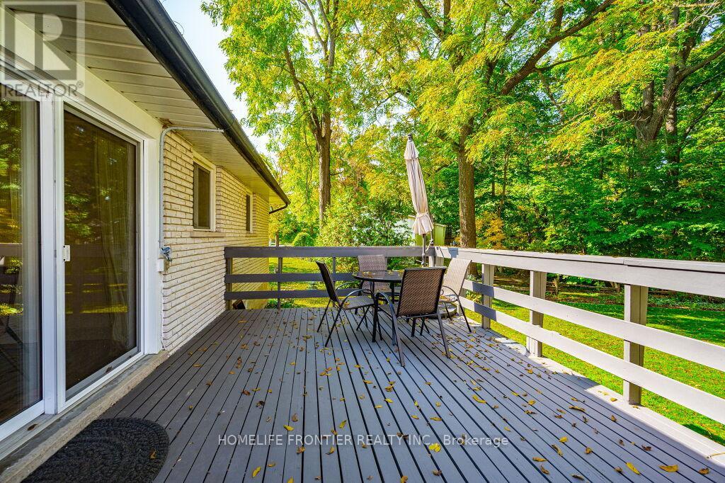 360 Colborne Street, Centre Wellington, Ontario  N0B 1S0 - Photo 26 - X12951418