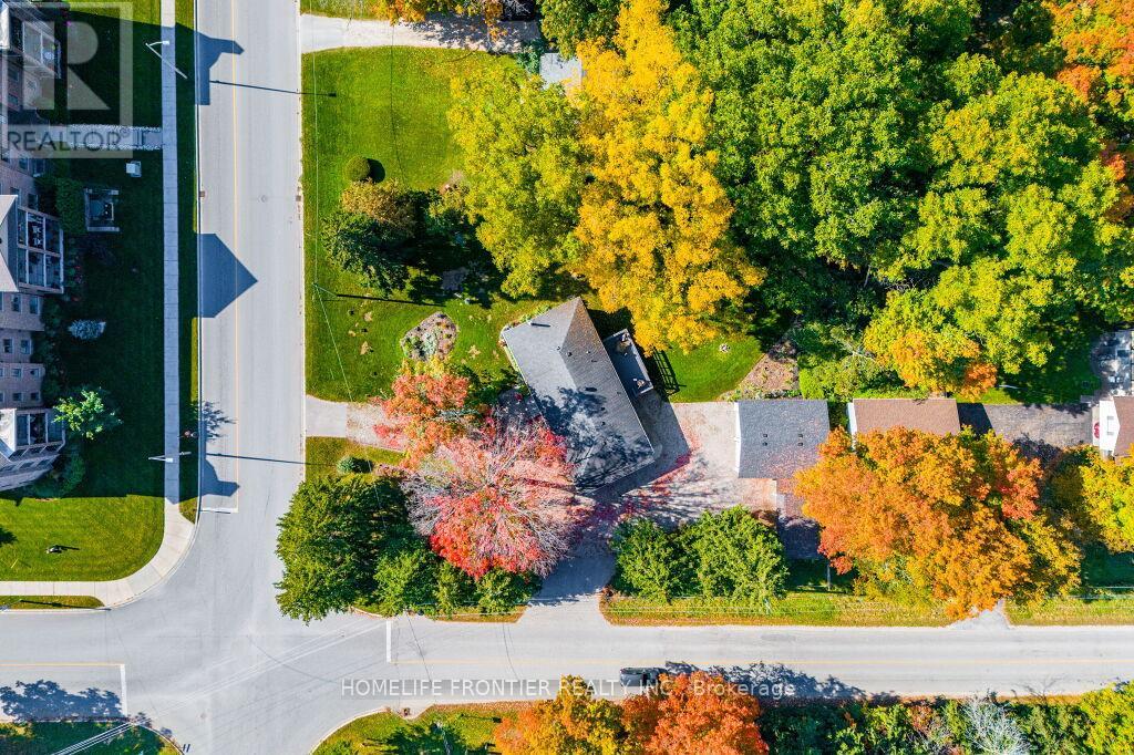 360 Colborne Street, Centre Wellington, Ontario  N0B 1S0 - Photo 37 - X12951418