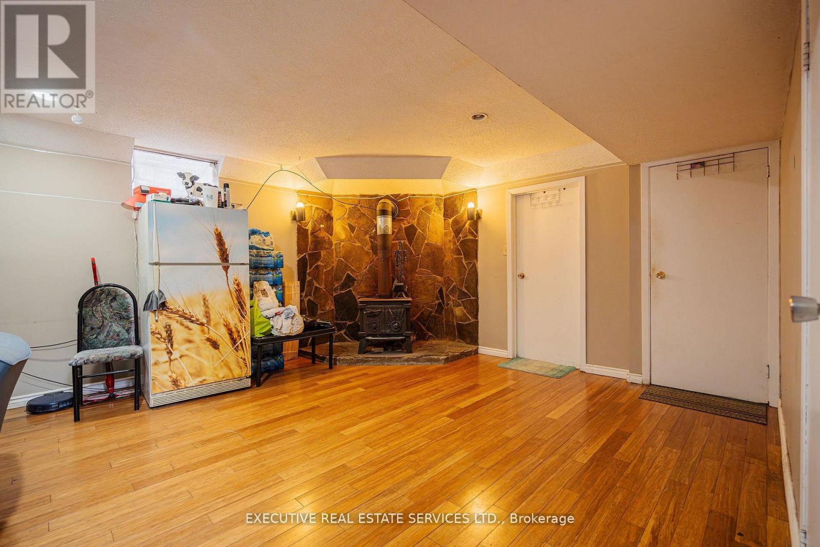 268 Ross Avenue, Kitchener, Ontario  N2A 1V6 - Photo 19 - X12951442