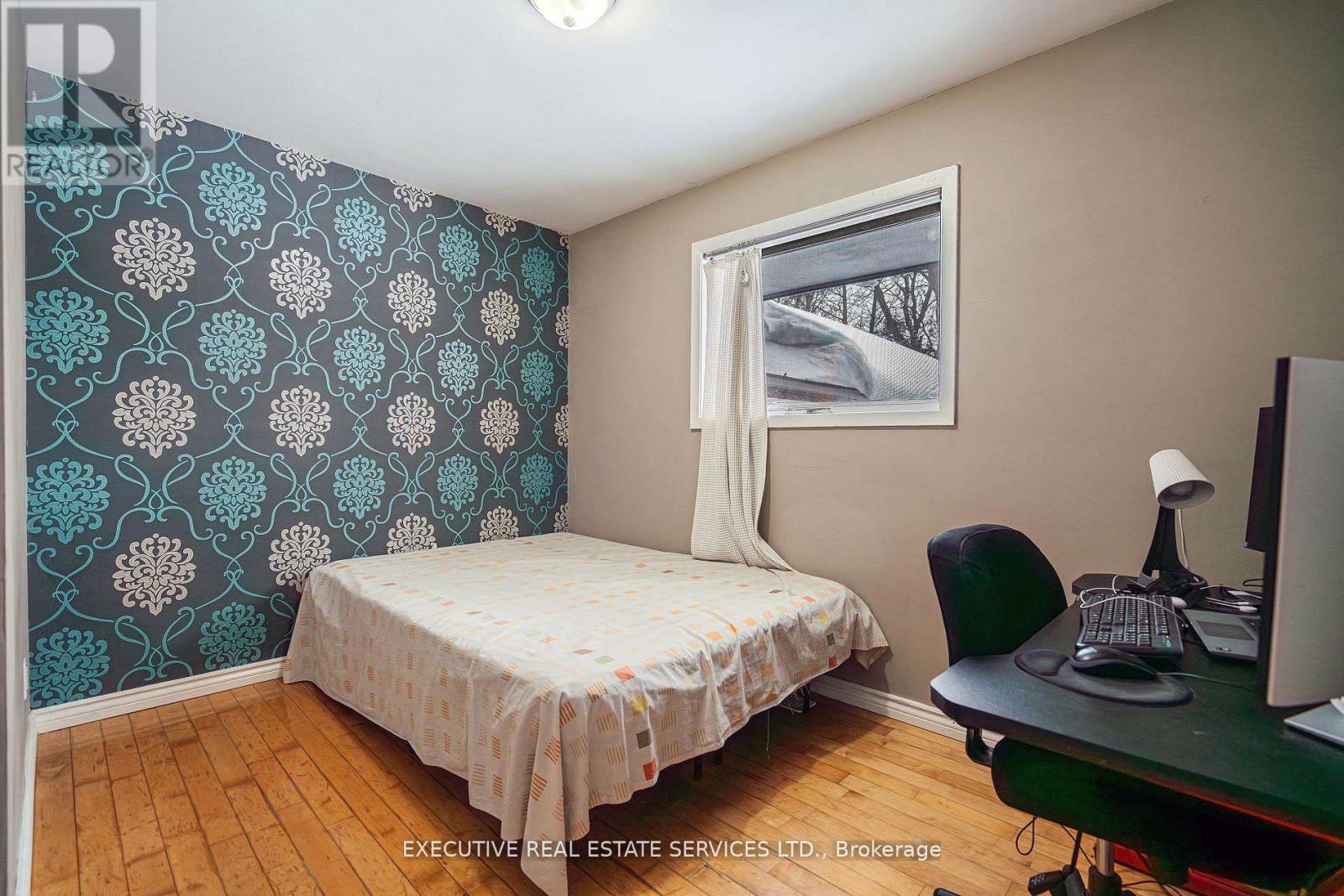 268 Ross Avenue, Kitchener, Ontario  N2A 1V6 - Photo 28 - X12951442