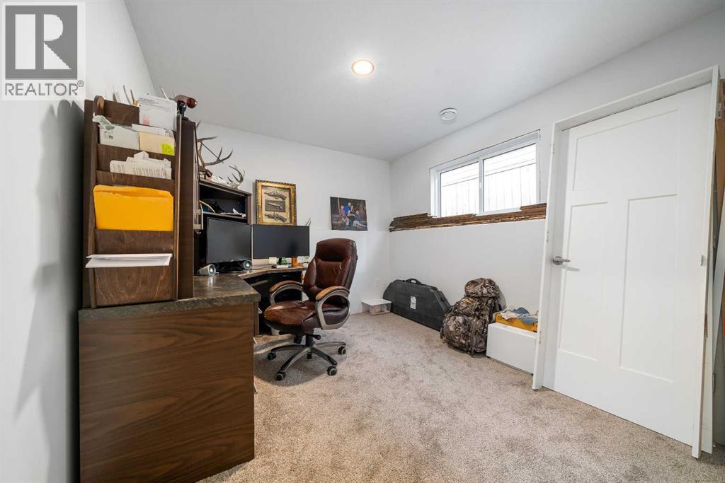 122 3 Avenue W, Bow Island, Alberta  T0K 0G0 - Photo 20 - A2297917