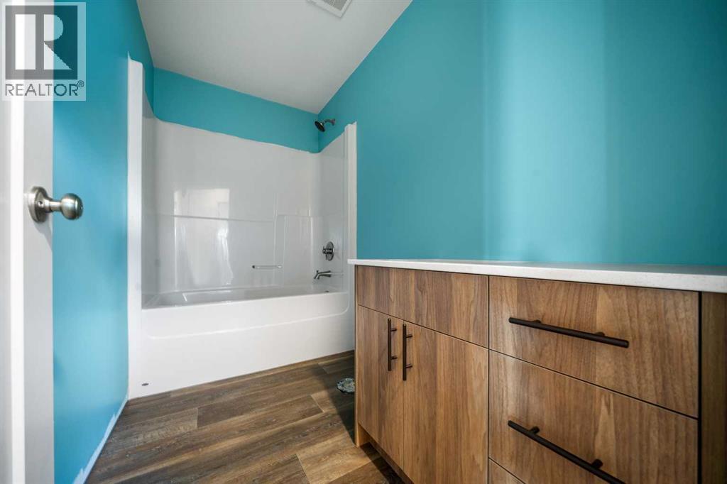 122 3 Avenue W, Bow Island, Alberta  T0K 0G0 - Photo 24 - A2297917