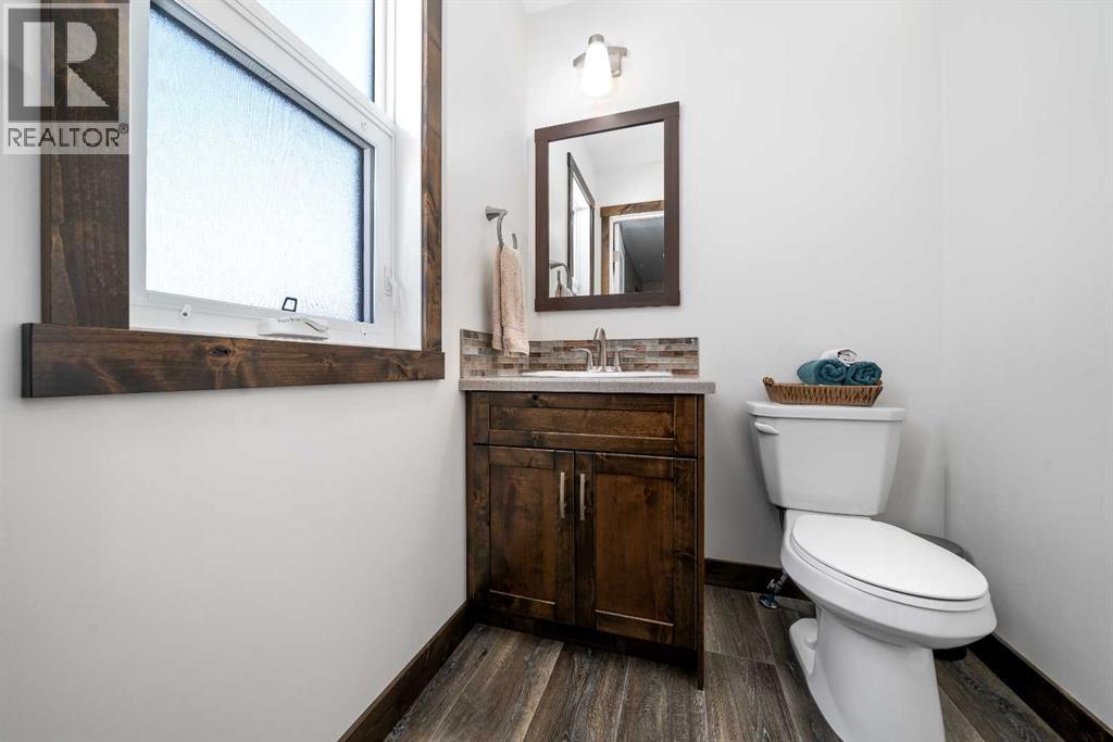 122 3 Avenue W, Bow Island, Alberta  T0K 0G0 - Photo 13 - A2297917