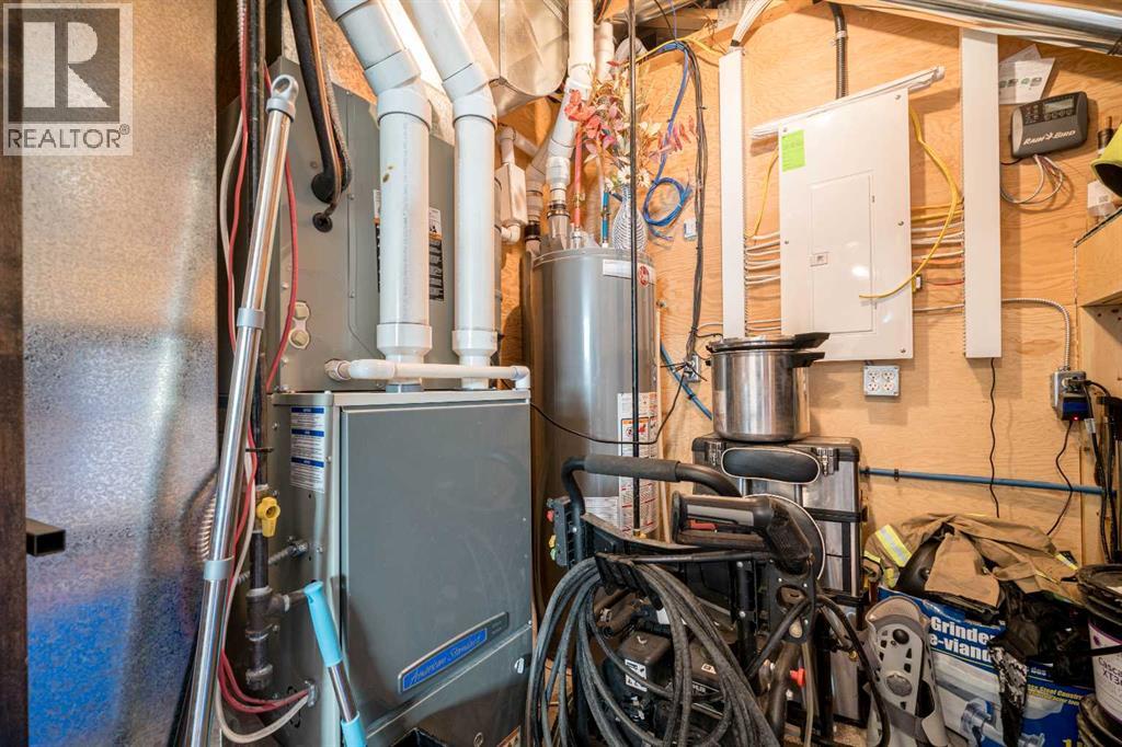 122 3 Avenue W, Bow Island, Alberta  T0K 0G0 - Photo 25 - A2297917