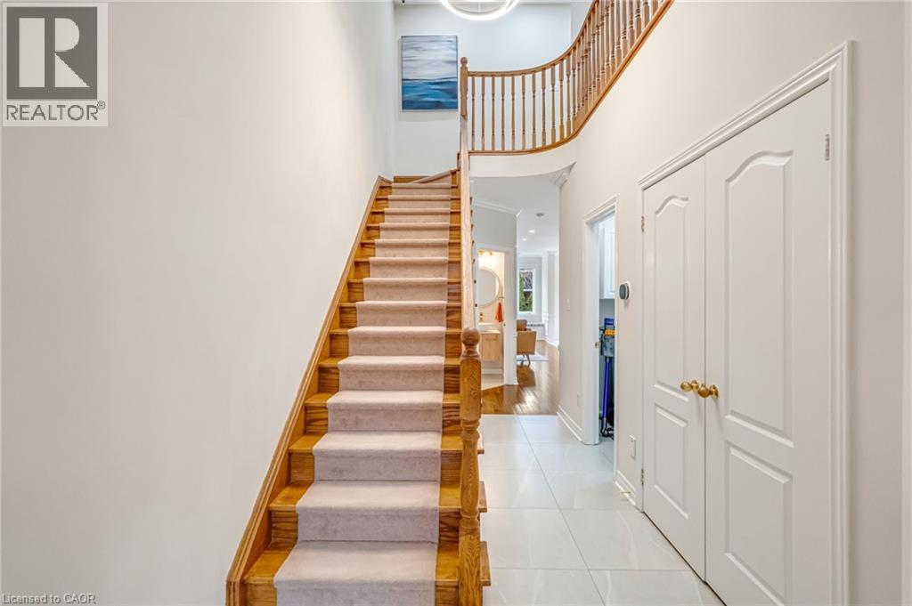 2264 Highcroft Road, Oakville, Ontario  L6M 4Y4 - Photo 4 - 40815699