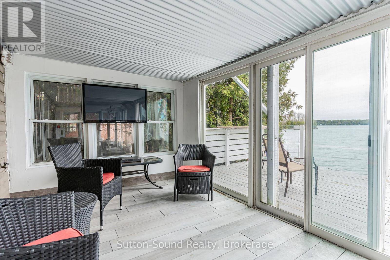 24 Islandview Drive, South Bruce Peninsula, Ontario  N0H 1A0 - Photo 19 - X12951720