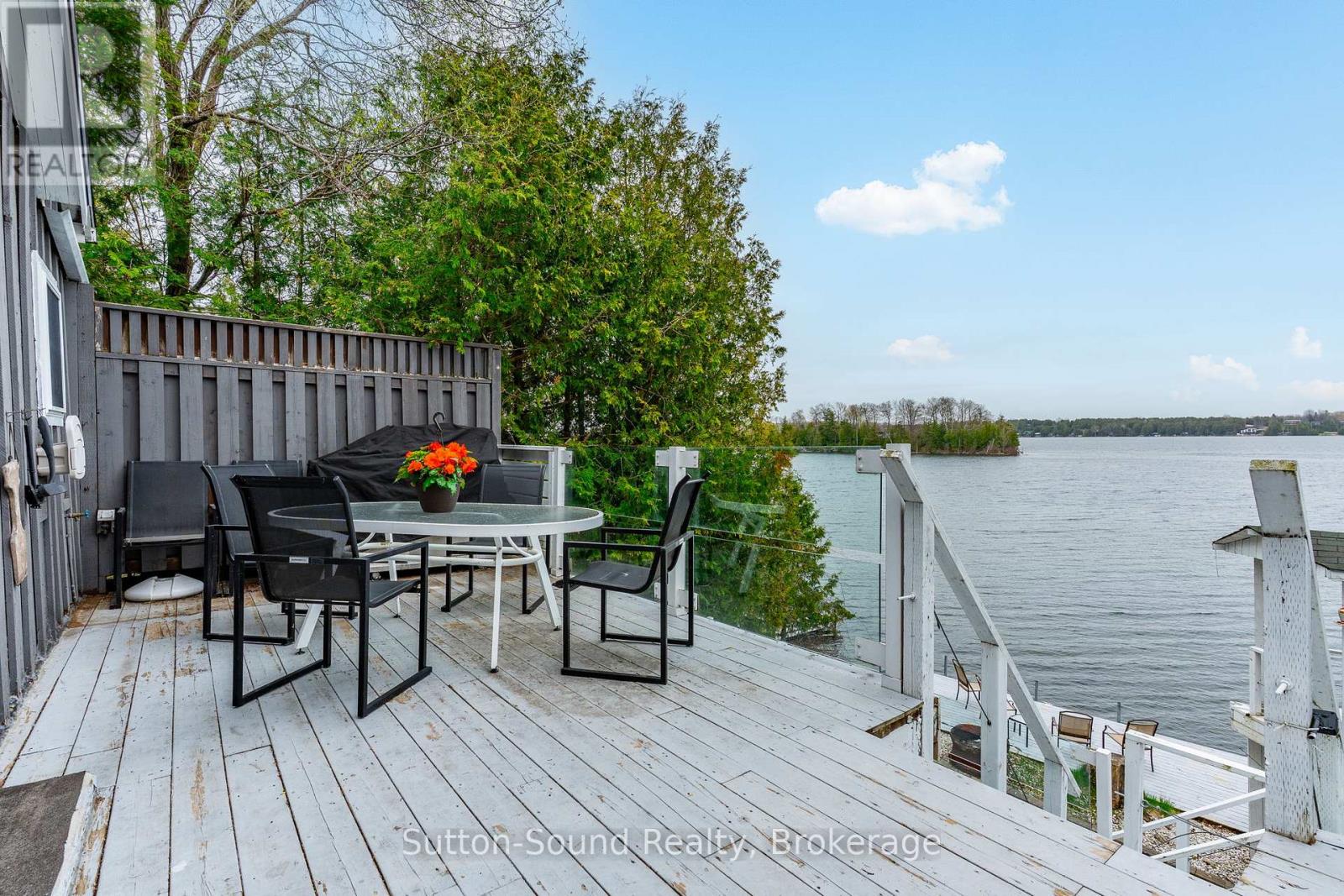 24 Islandview Drive, South Bruce Peninsula, Ontario  N0H 1A0 - Photo 4 - X12951720