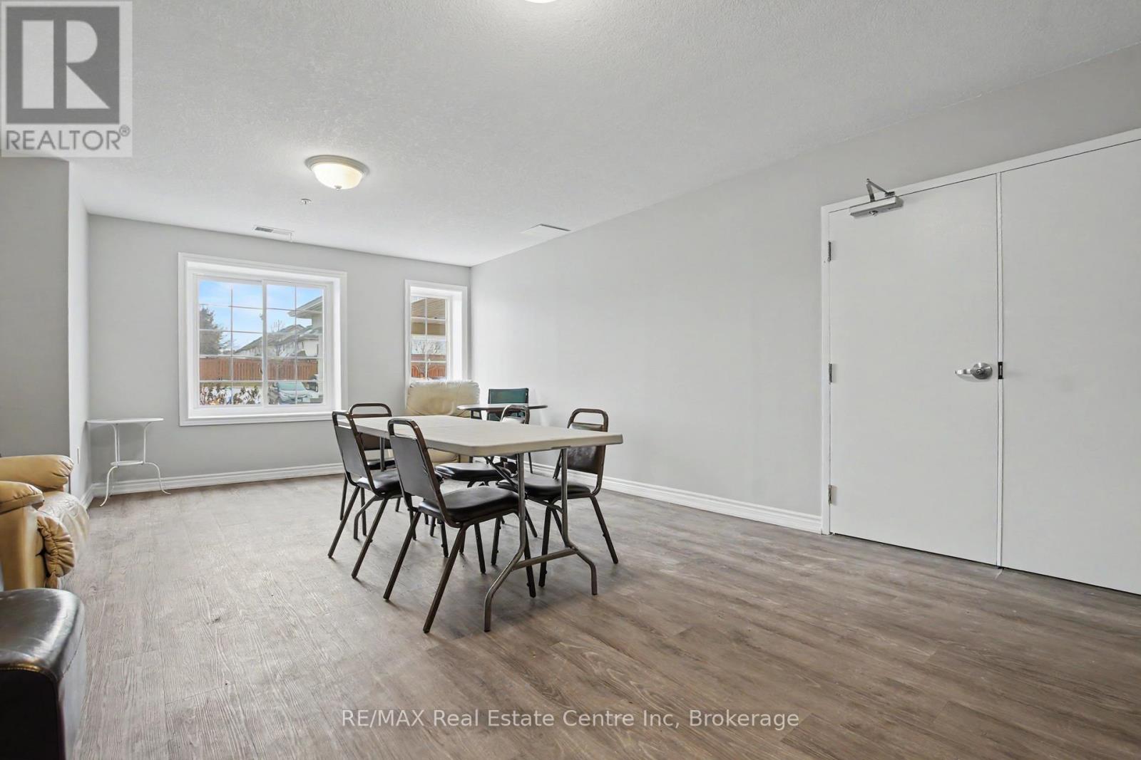 409 - 415 Grange Road, Guelph, Ontario N1E 0C4 - Photo 33 - X12951726