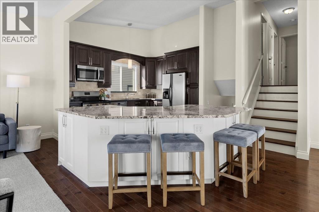 56 Hawkcliff Way Nw, Calgary, Alberta  T3G 2R7 - Photo 7 - A2290489