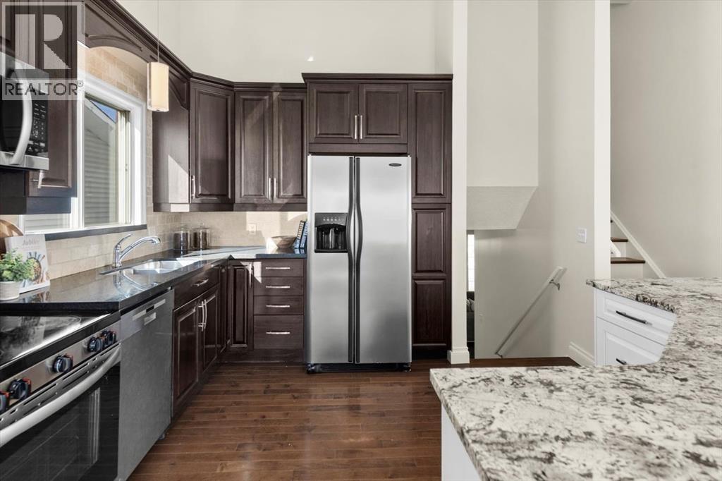 56 Hawkcliff Way Nw, Calgary, Alberta  T3G 2R7 - Photo 9 - A2290489