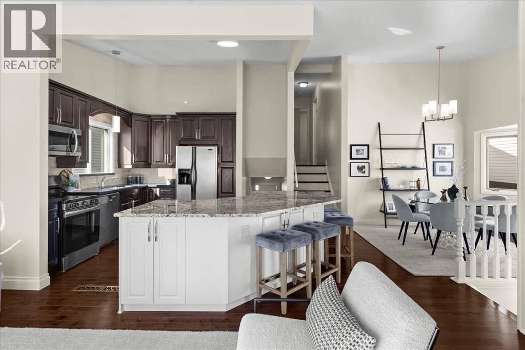 56 Hawkcliff Way Nw, Calgary, Alberta  T3G 2R7 - Photo 8 - A2290489