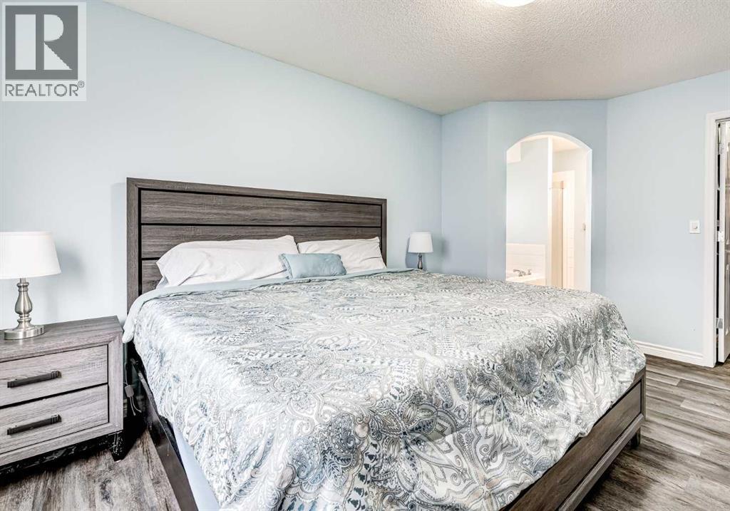 94 New Brighton Circle Se, Calgary, Alberta  T2Z 4B3 - Photo 5 - A2290924