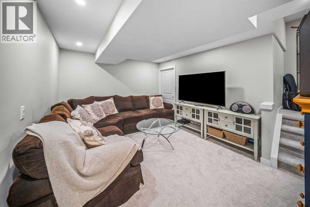 210 Crestbrook Common Sw, Calgary, Alberta  T3B 6L1 - Photo 27 - A2295036