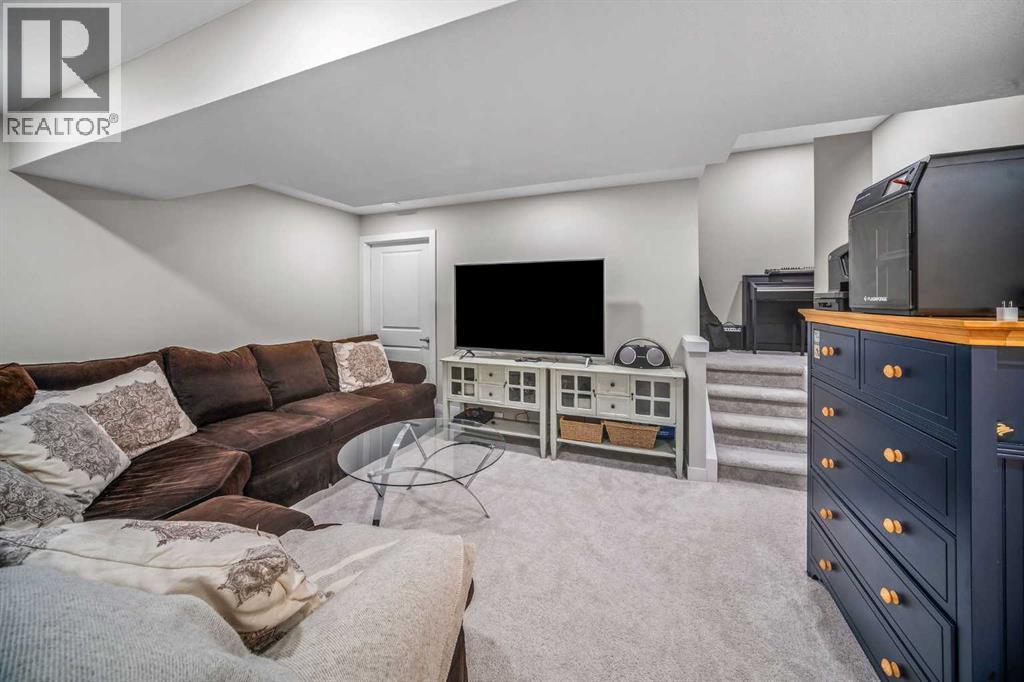 210 Crestbrook Common Sw, Calgary, Alberta  T3B 6L1 - Photo 29 - A2295036