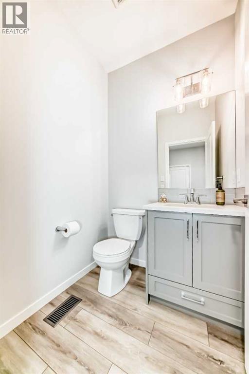 24 Royston Rise Nw, Calgary, Alberta  T3L 0J2 - Photo 17 - A2296626