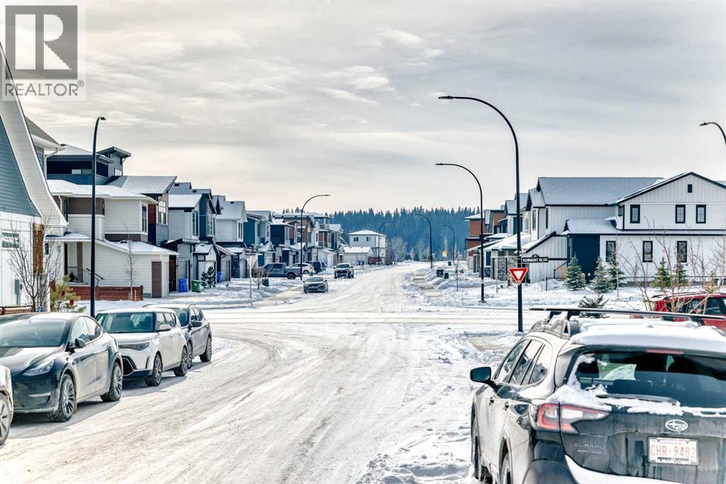 24 Royston Rise Nw, Calgary, Alberta  T3L 0J2 - Photo 40 - A2296626