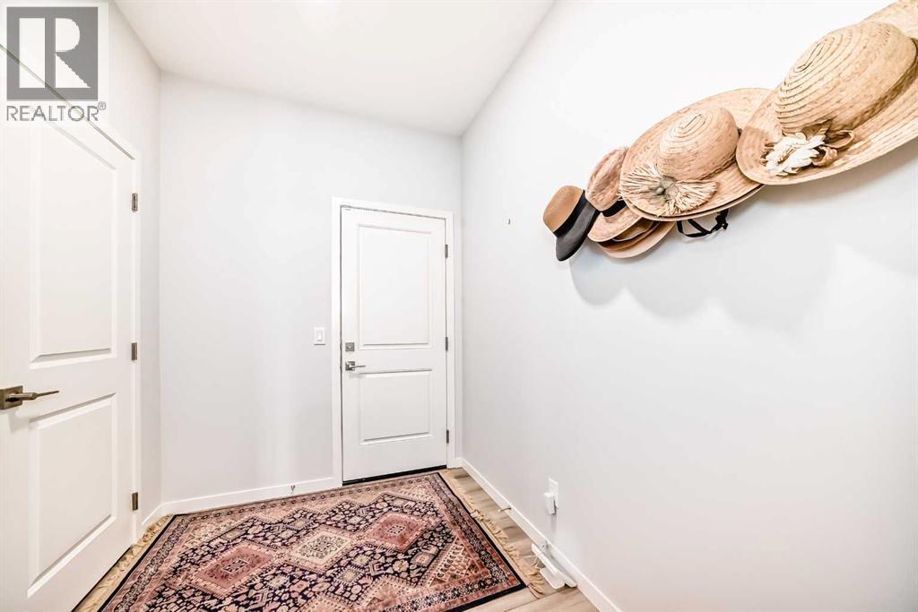 24 Royston Rise Nw, Calgary, Alberta  T3L 0J2 - Photo 18 - A2296626