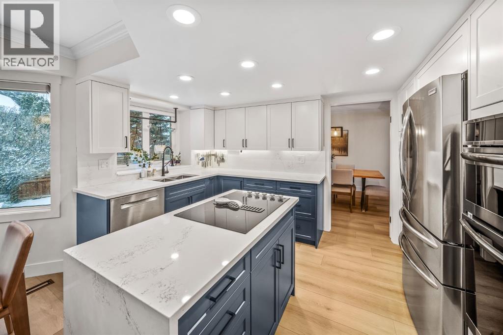 76 Stradbrooke Way SW, Calgary, Alberta  T3H 1S5 - Photo 12 - A2296622