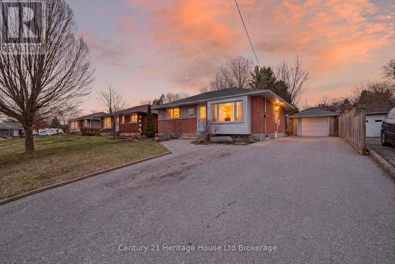 390 Argyle Street, Woodstock, Ontario  N4S 2G6 - Photo 1 - X12951684