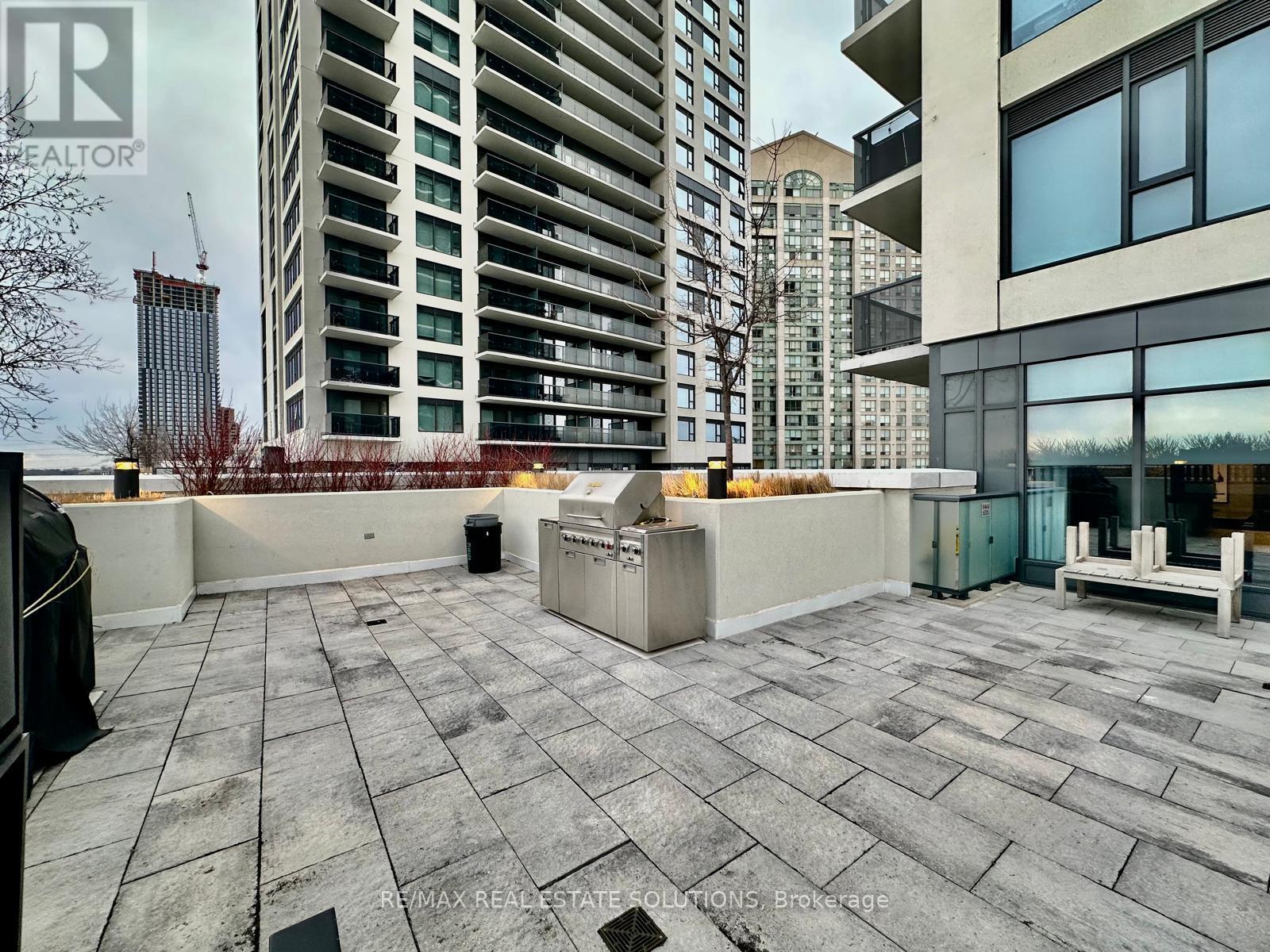 1611 - 30 Samuel Wood Way, Toronto, Ontario  M9B 0C9 - Photo 32 - W12949936