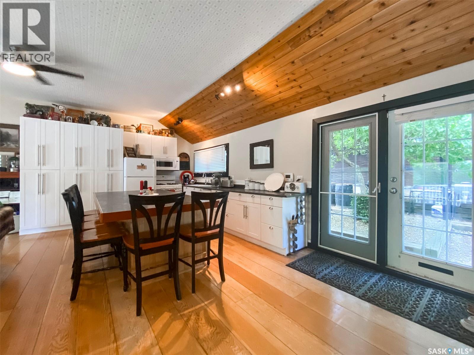 86 Ferguson Bay, Webb Rm No. 138, Saskatchewan  S0N 2N0 - Photo 3 - SK031936