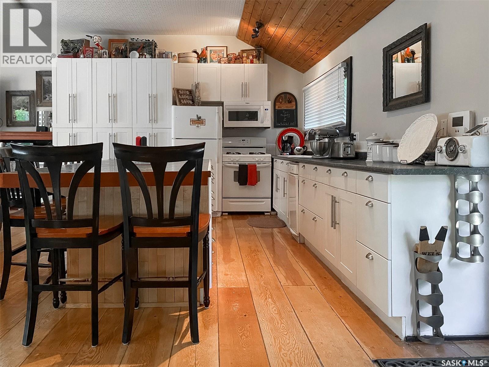 86 Ferguson Bay, Webb Rm No. 138, Saskatchewan  S0N 2N0 - Photo 4 - SK031936