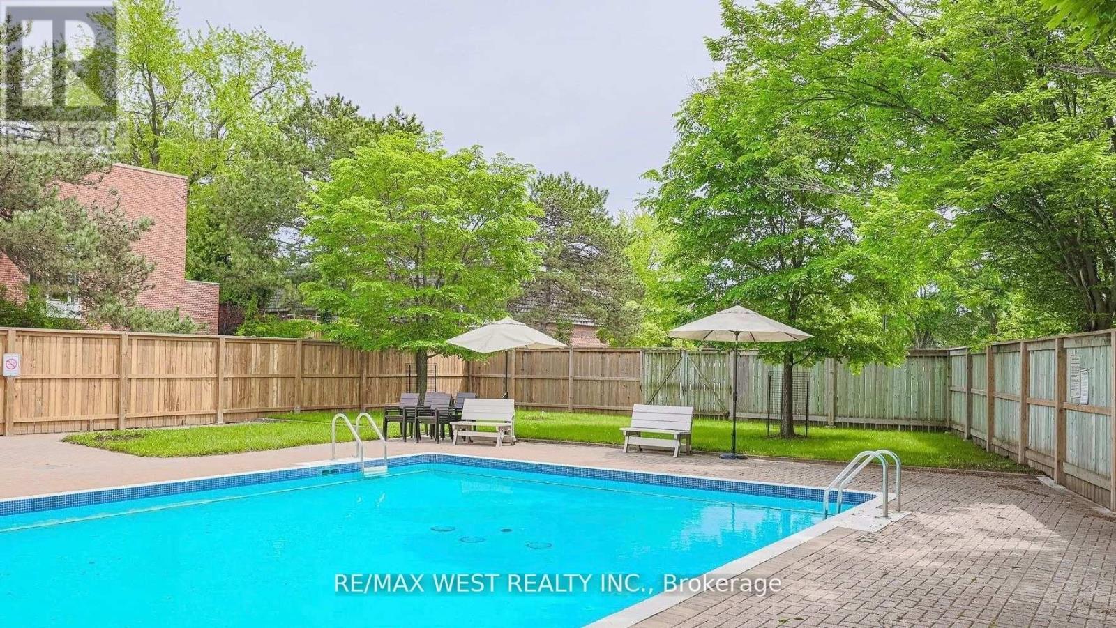 25 Proudbank Millway, Toronto, Ontario  M2L 1P3 - Photo 12 - C12948066