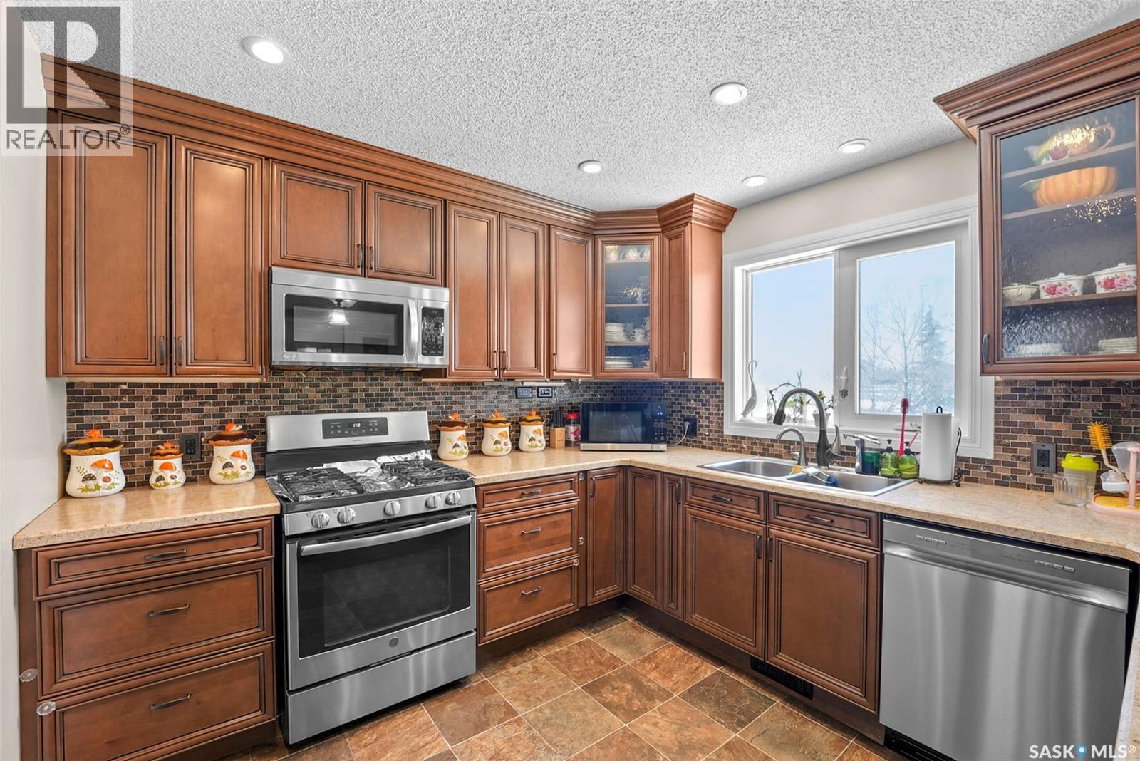 55 Noonan Road, Regina, Saskatchewan  S4V 0J5 - Photo 17 - SK031876