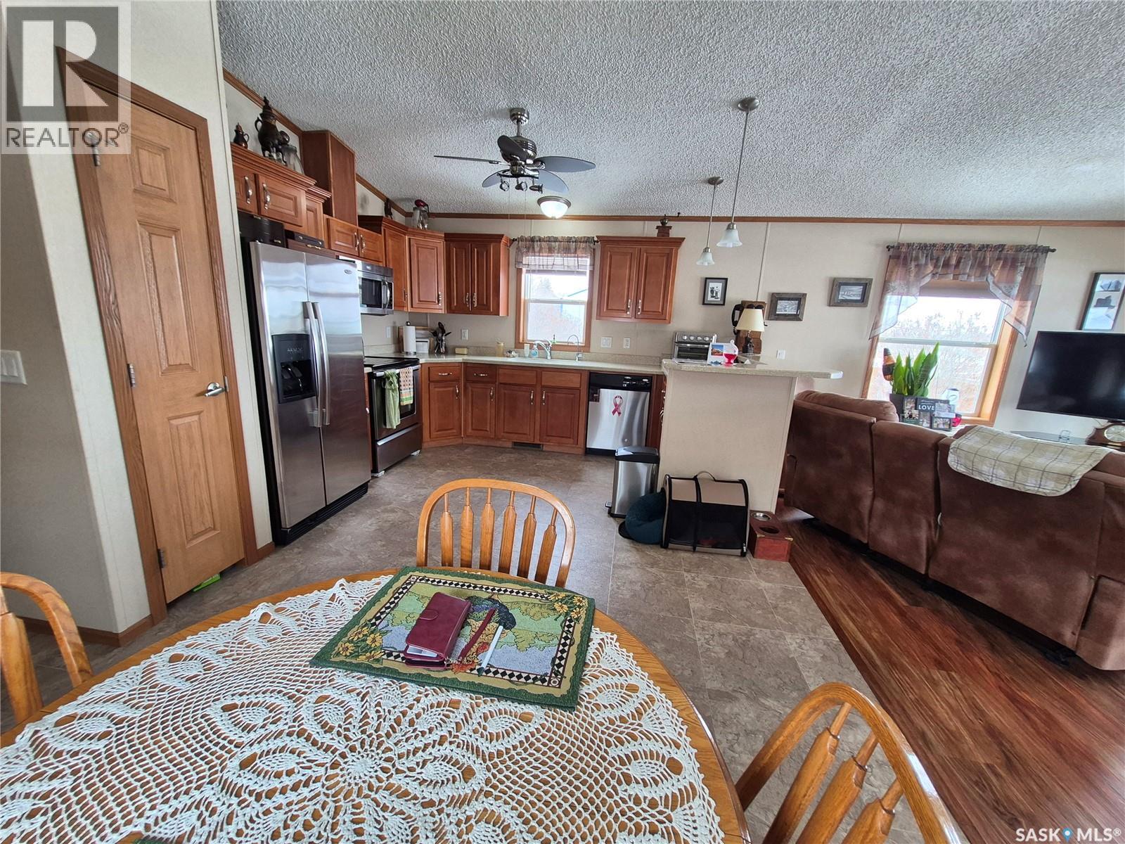 4425 Access Road, Halbrite, Saskatchewan  S0C 1H0 - Photo 14 - SK031857