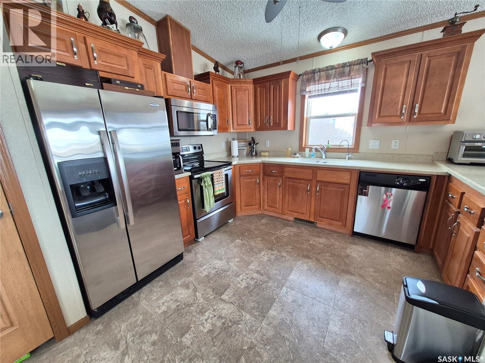 4425 Access Road, Halbrite, Saskatchewan  S0C 1H0 - Photo 15 - SK031857