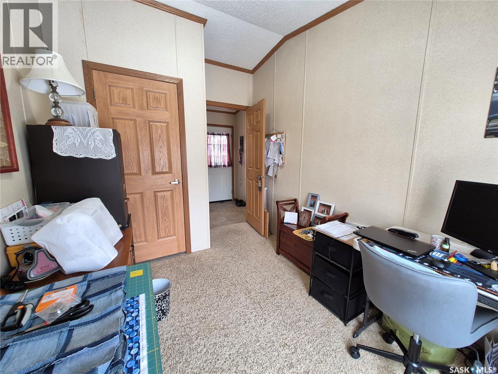 4425 Access Road, Halbrite, Saskatchewan  S0C 1H0 - Photo 23 - SK031857