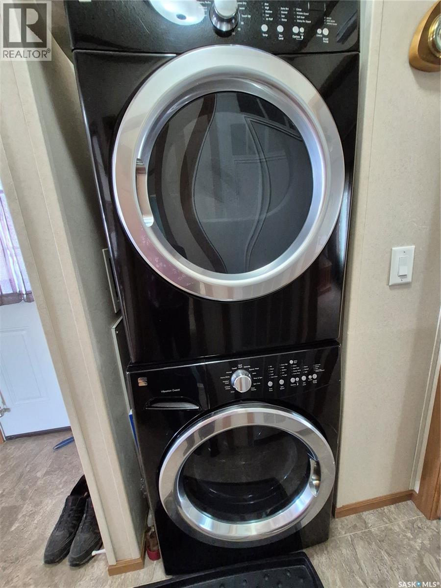 4425 Access Road, Halbrite, Saskatchewan  S0C 1H0 - Photo 25 - SK031857