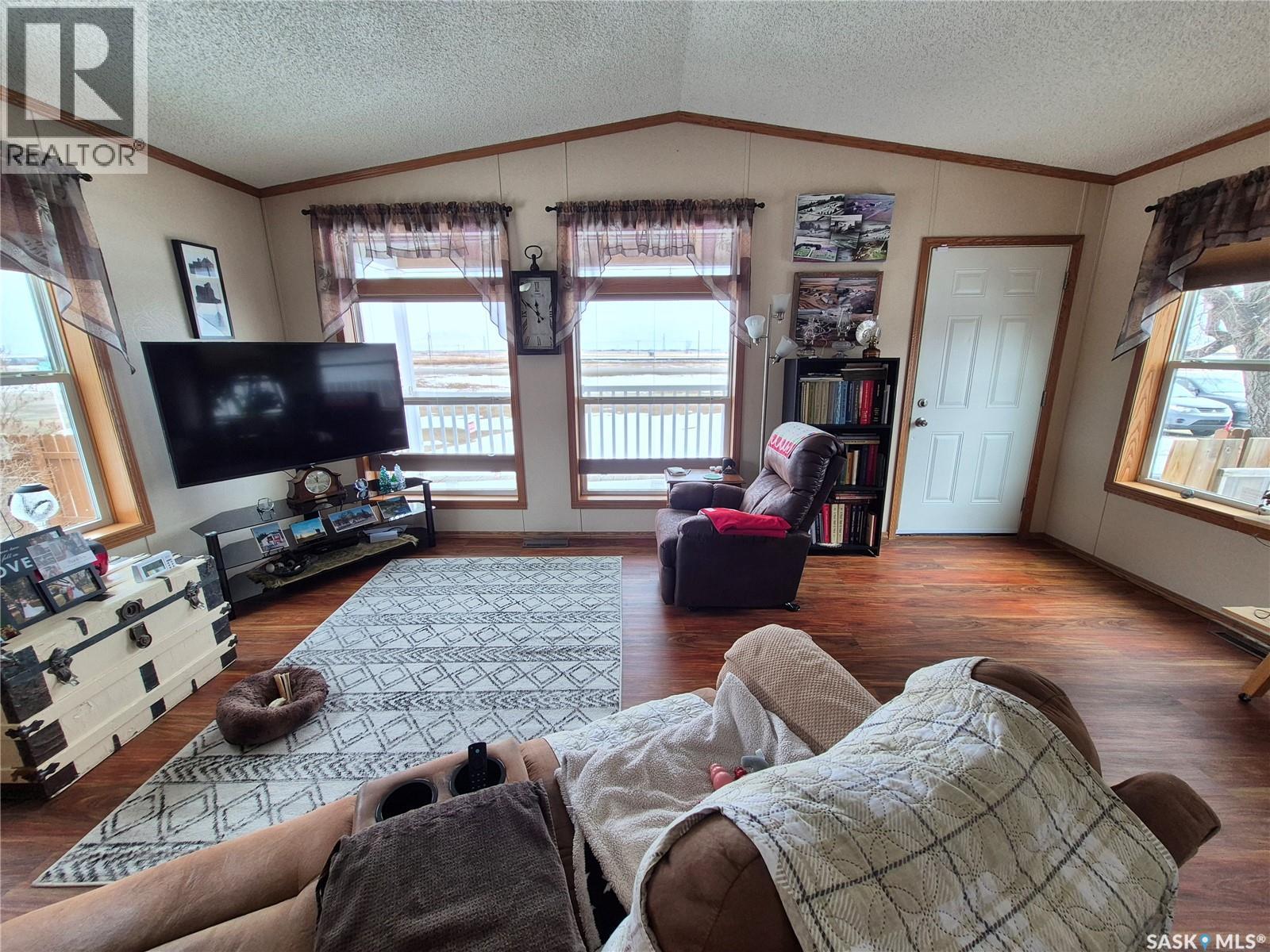 4425 Access Road, Halbrite, Saskatchewan  S0C 1H0 - Photo 7 - SK031857