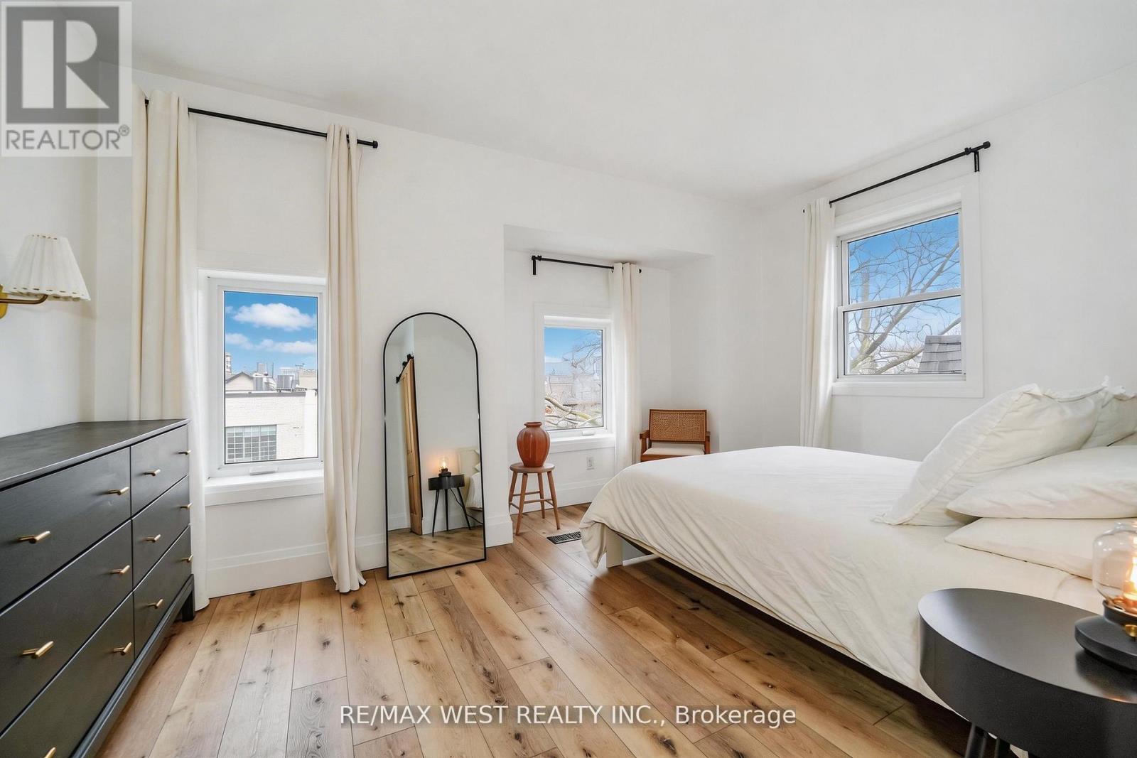 200 Euclid Avenue, Toronto, Ontario  M6J 2J9 - Photo 12 - C12951576