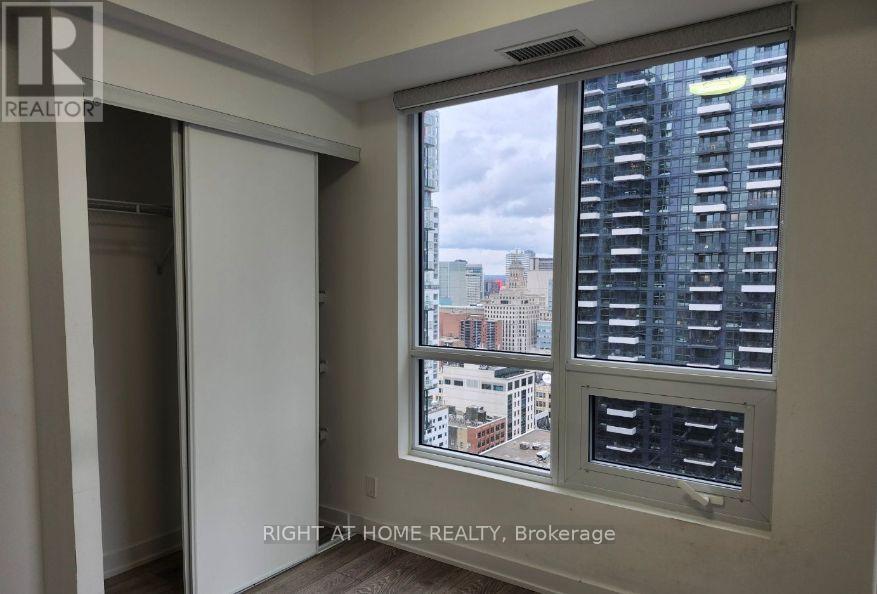 2605 - 108 Peter Street, Toronto, Ontario  M5V 0W2 - Photo 11 - C12951580