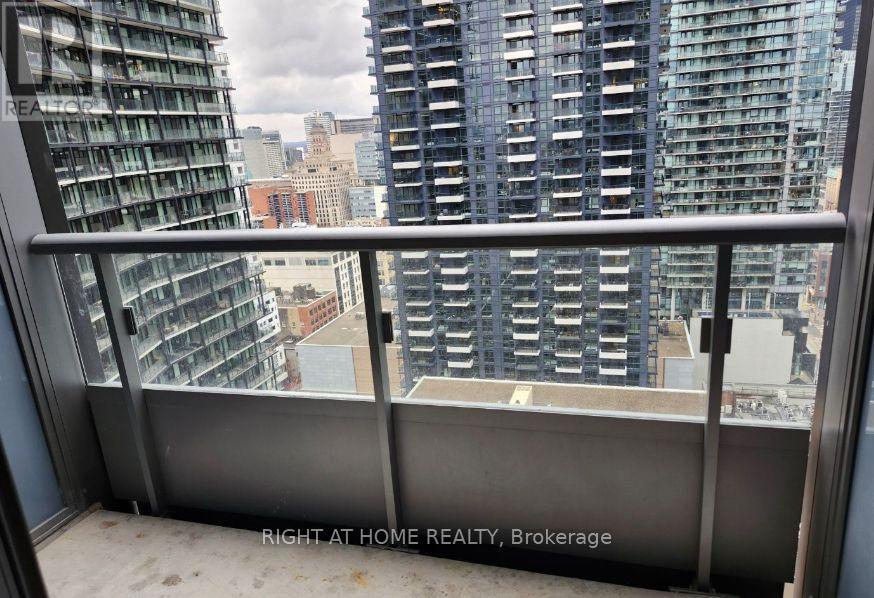 2605 - 108 Peter Street, Toronto, Ontario  M5V 0W2 - Photo 14 - C12951580