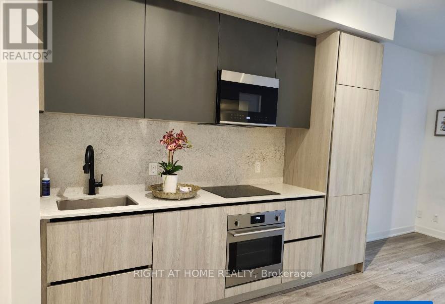 2605 - 108 Peter Street, Toronto, Ontario  M5V 0W2 - Photo 2 - C12951580