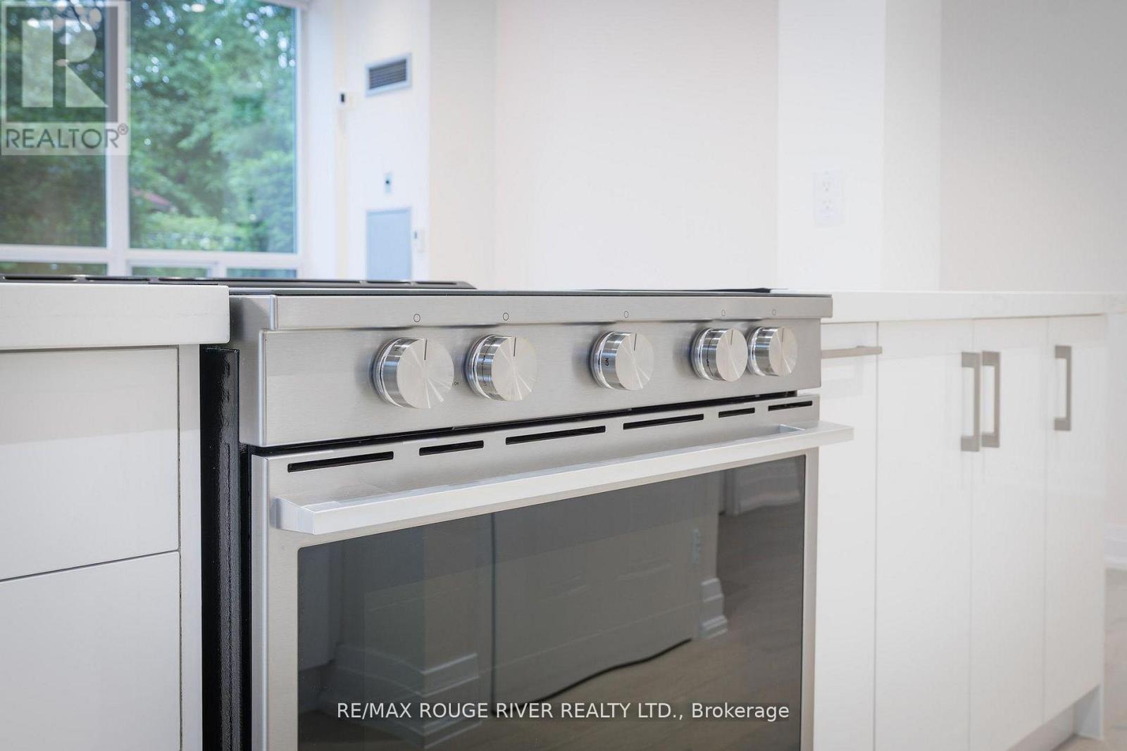 109 - 238 Doris Avenue, Toronto, Ontario  M2N 6W1 - Photo 9 - C12951590