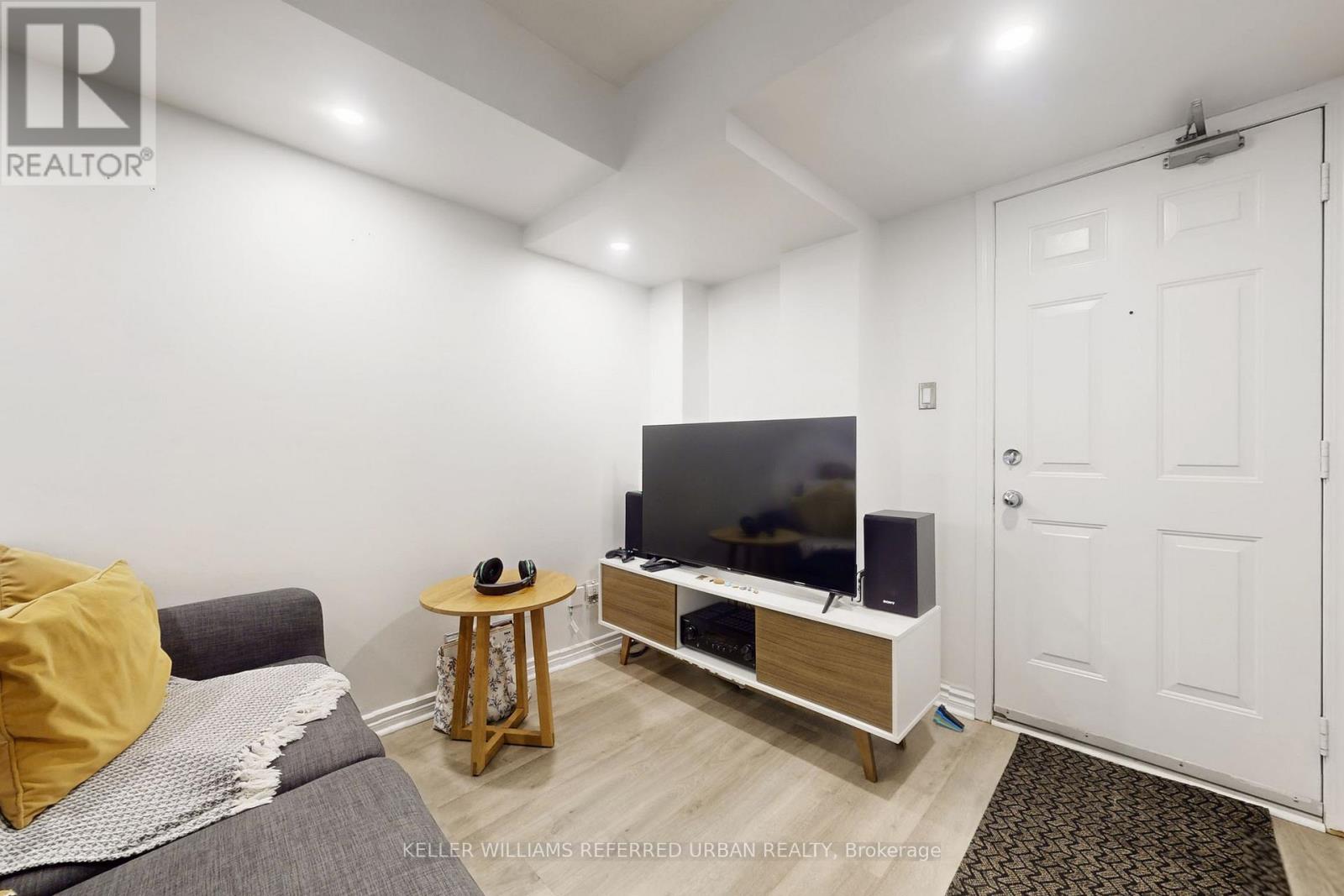 4a Portland Street, Toronto, Ontario  M5V 3N6 - Photo 29 - C12951638