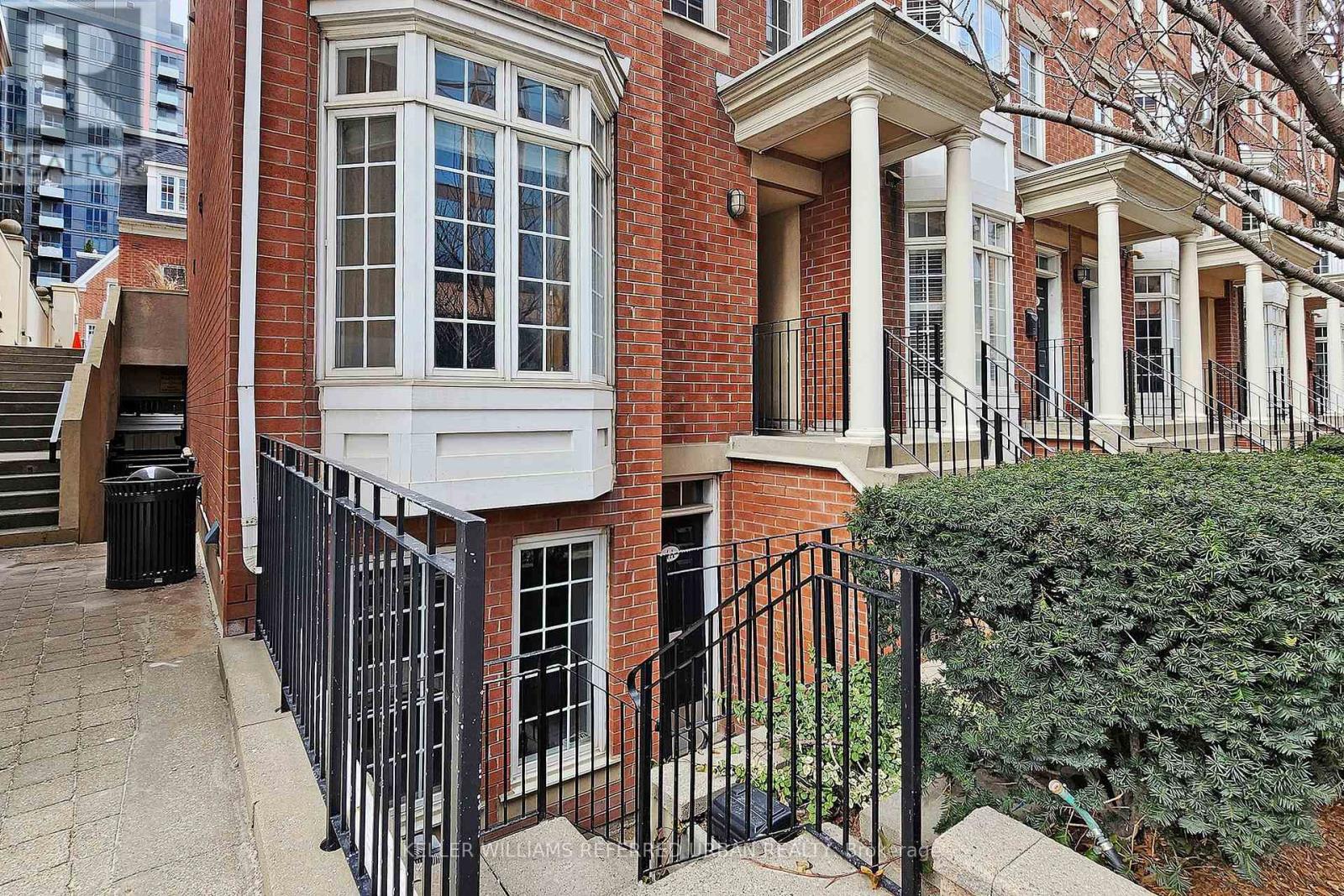 4a Portland Street, Toronto, Ontario  M5V 3N6 - Photo 4 - C12951638