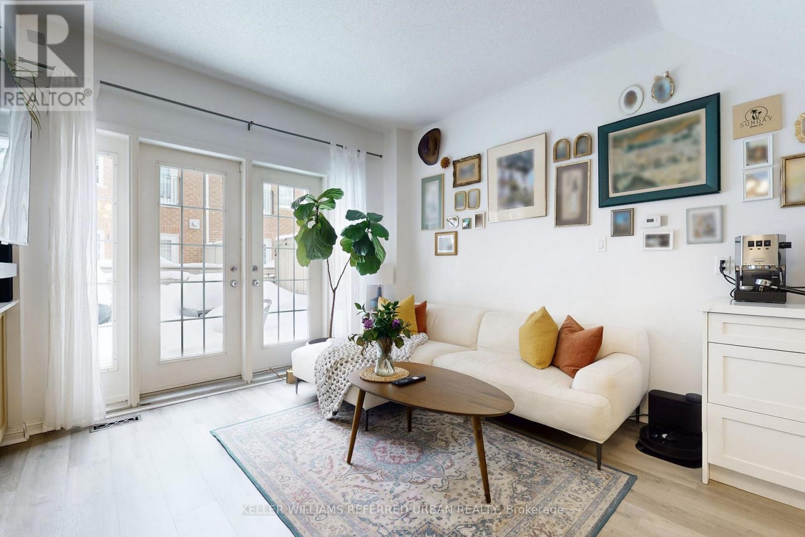 4a Portland Street, Toronto, Ontario  M5V 3N6 - Photo 7 - C12951638