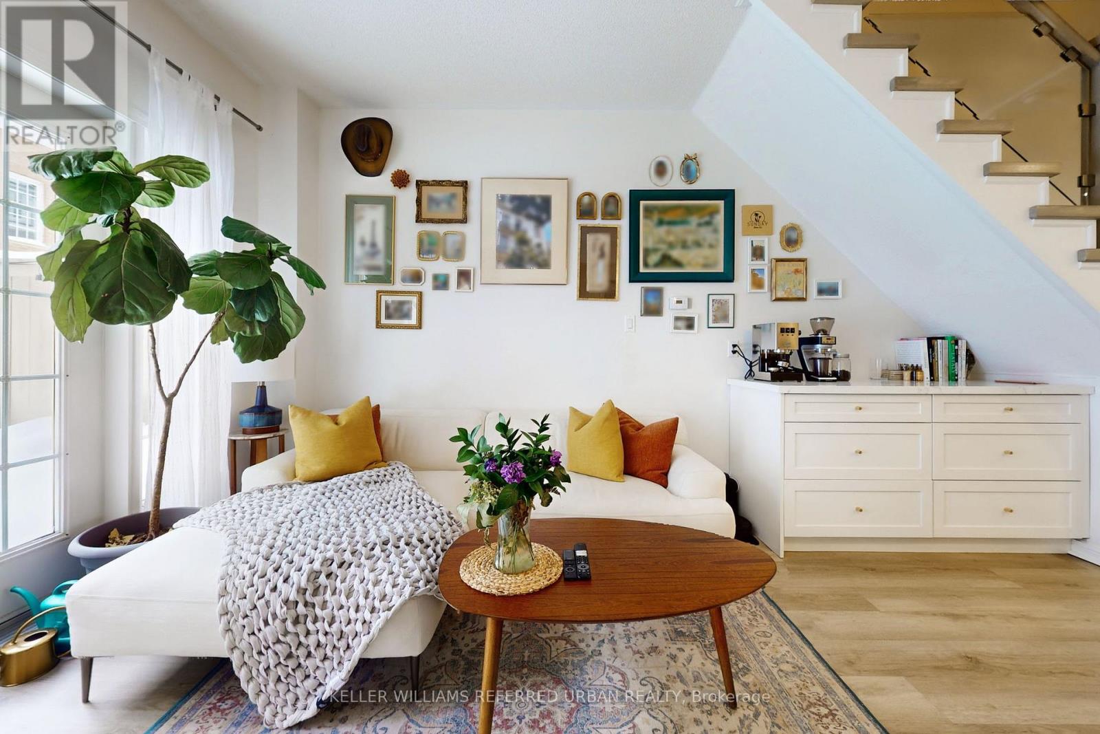 4a Portland Street, Toronto, Ontario  M5V 3N6 - Photo 8 - C12951638