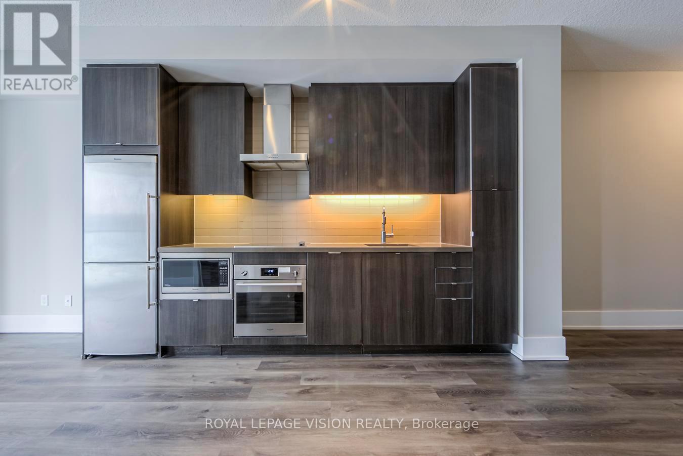 1301 - 300 Front Street, Toronto, Ontario  M5V 0E9 - Photo 11 - C12951702